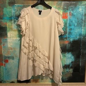 Gorgeous loose fitting cream ruffled minidress women’s size 12